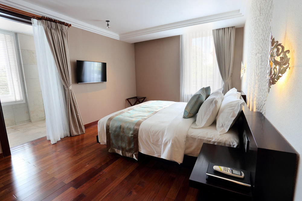 Arunreas Hotel Phnom Penh Eksteriør bilde