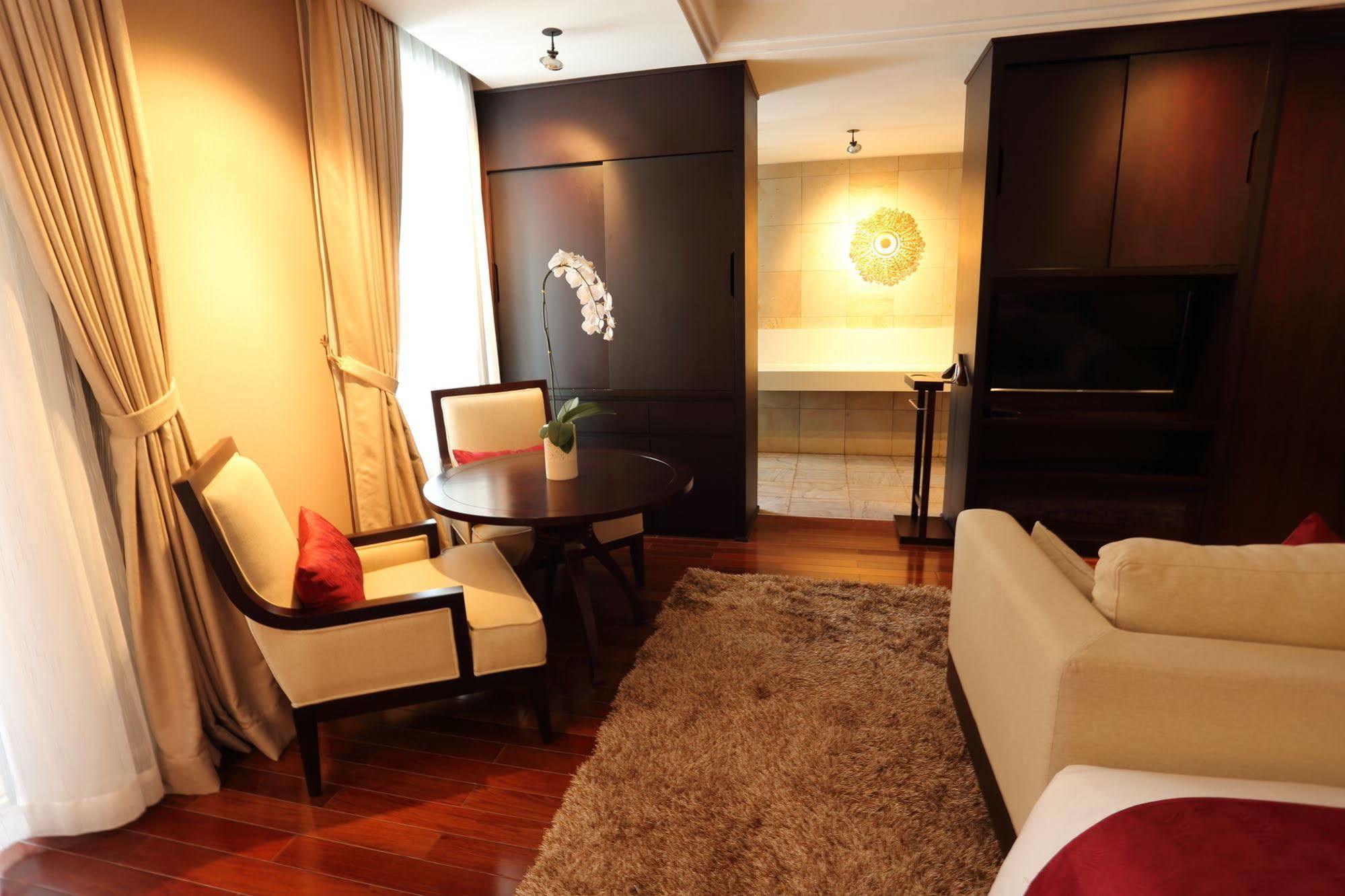 Arunreas Hotel Phnom Penh Eksteriør bilde